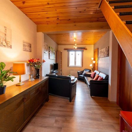 Pretty Holiday Home Near Durbuy And La Roche Erezee Bagian luar foto
