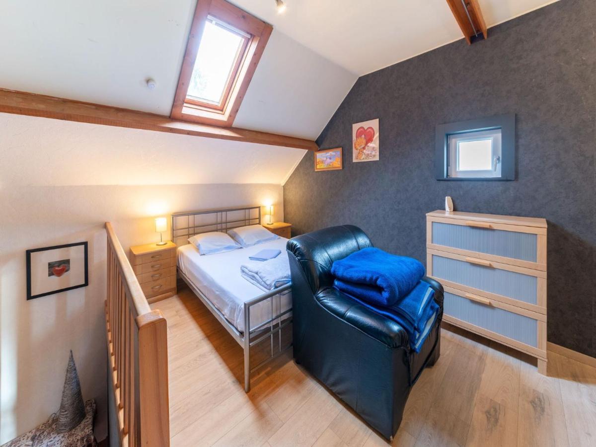 Pretty Holiday Home Near Durbuy And La Roche Erezee Bagian luar foto